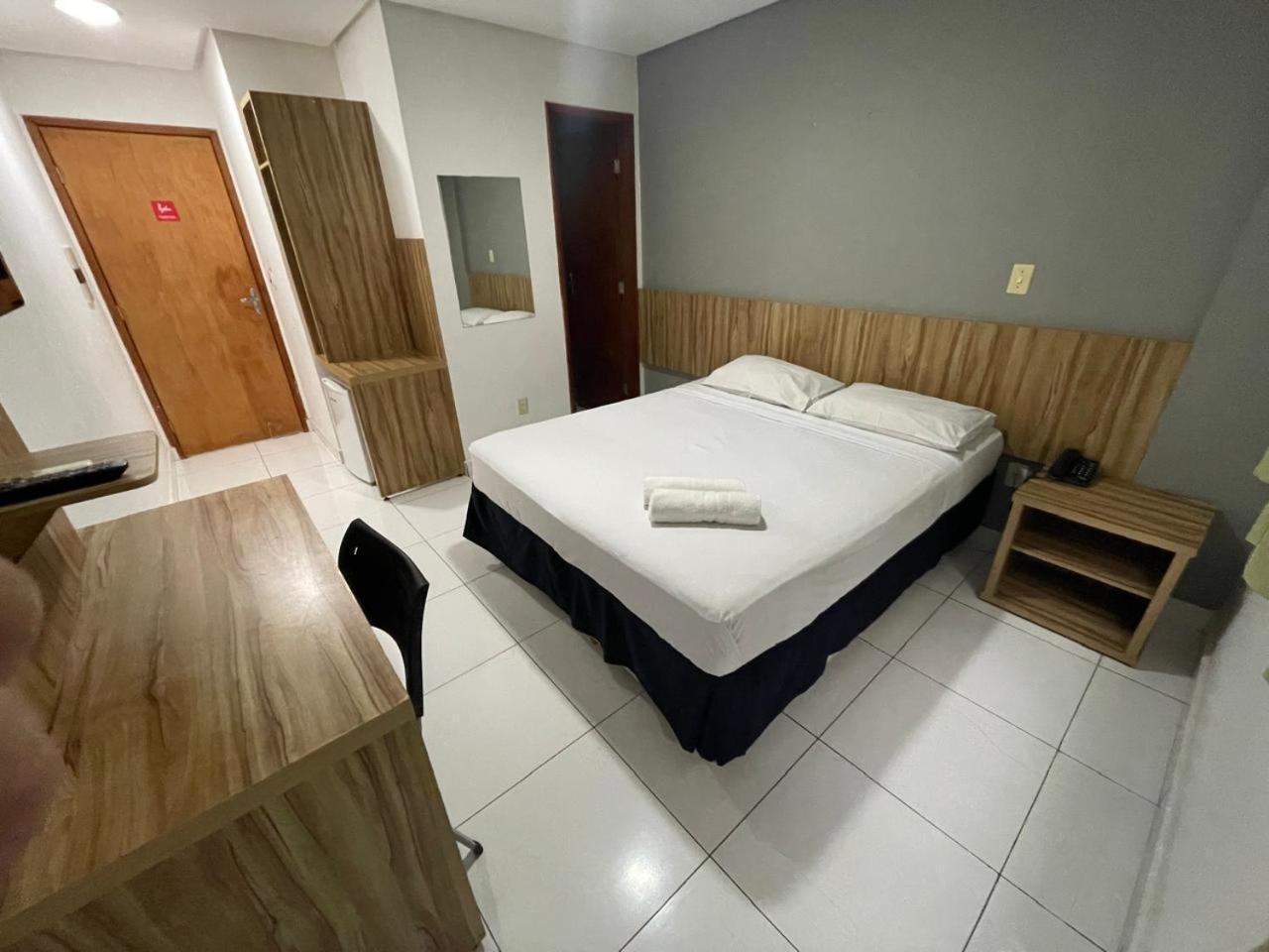 Hotel Cr Bueno - Antigo Serras De Goyaz Goiania