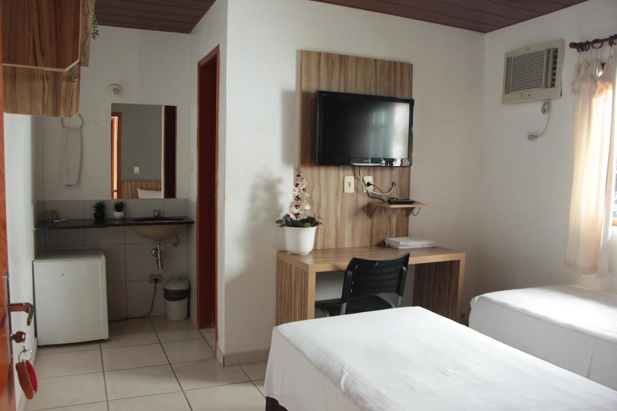 Hotel Oyo Serras De Goyaz Bueno,
