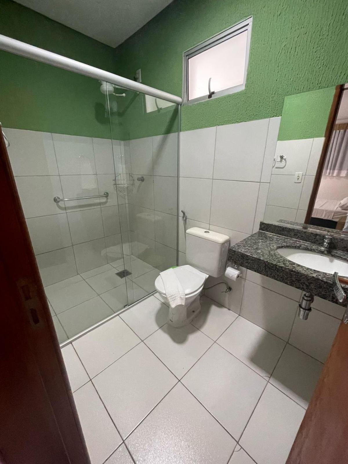 Hotel Oyo Serras De Goyaz Bueno, Goiânia